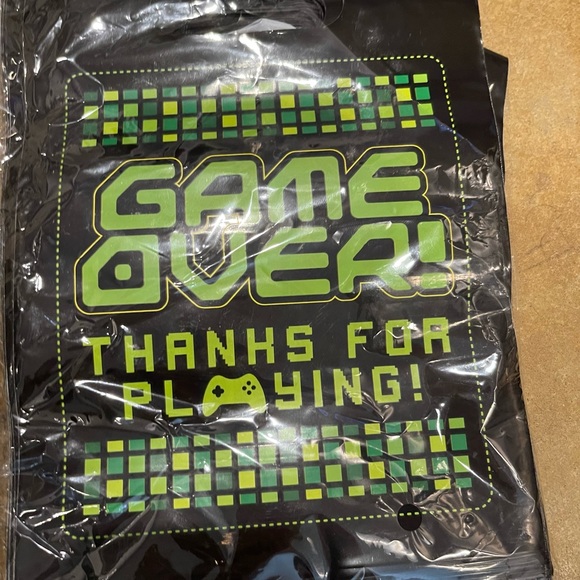 Game on party decorations - Picture 4 of 12